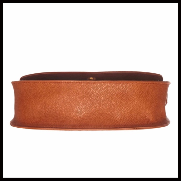 TAN VEGAN LEATHER SADDLE SHOULDER BAG A2C - Picture 5 of 6